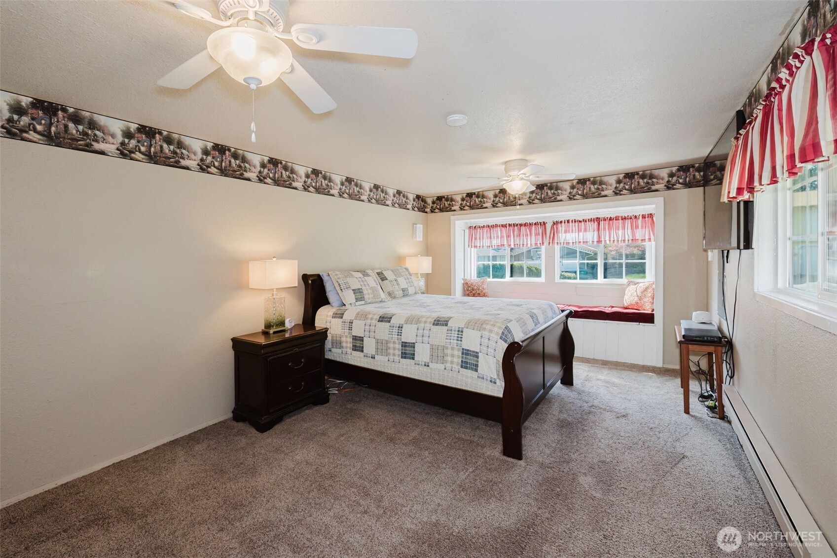 3415 SE Carmae Drive , Port Orchard, WA 98366