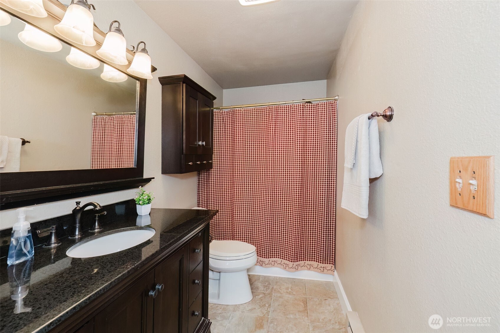 3415 SE Carmae Drive , Port Orchard, WA 98366