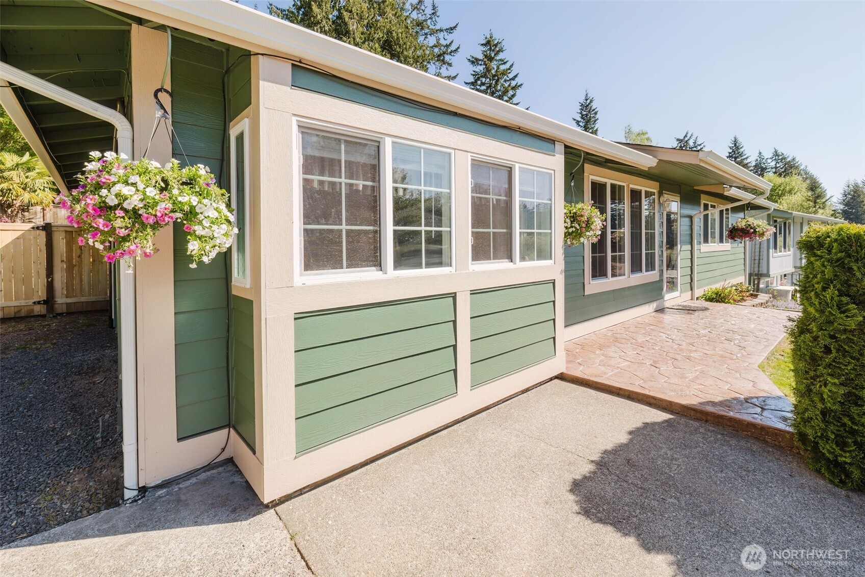 3415 SE Carmae Drive , Port Orchard, WA 98366