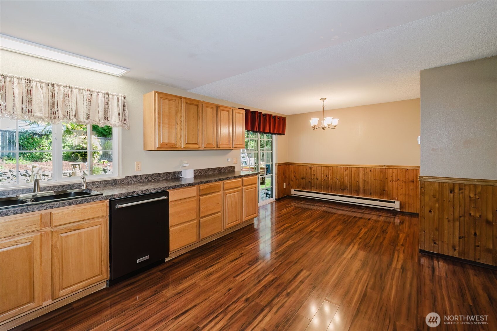 3415 SE Carmae Drive , Port Orchard, WA 98366