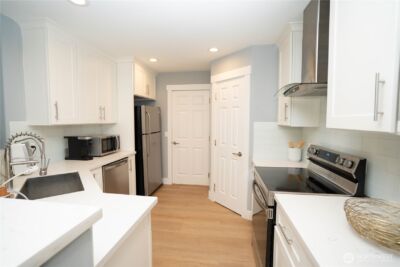 4815 NE 5th Street , Renton, WA 98059 - Photo 9
