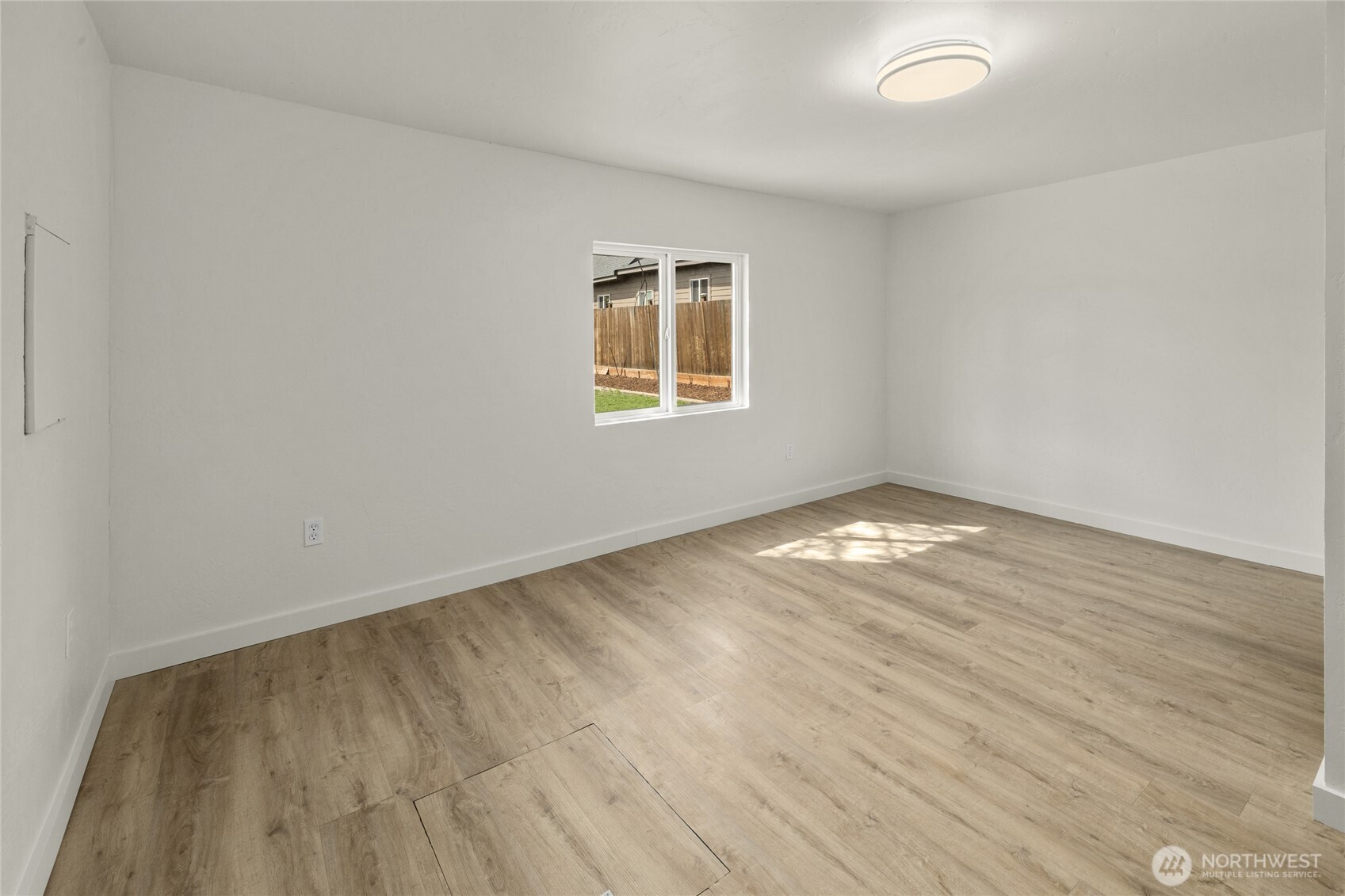 108 Yakima Avenue , Cle Elum, WA 98922