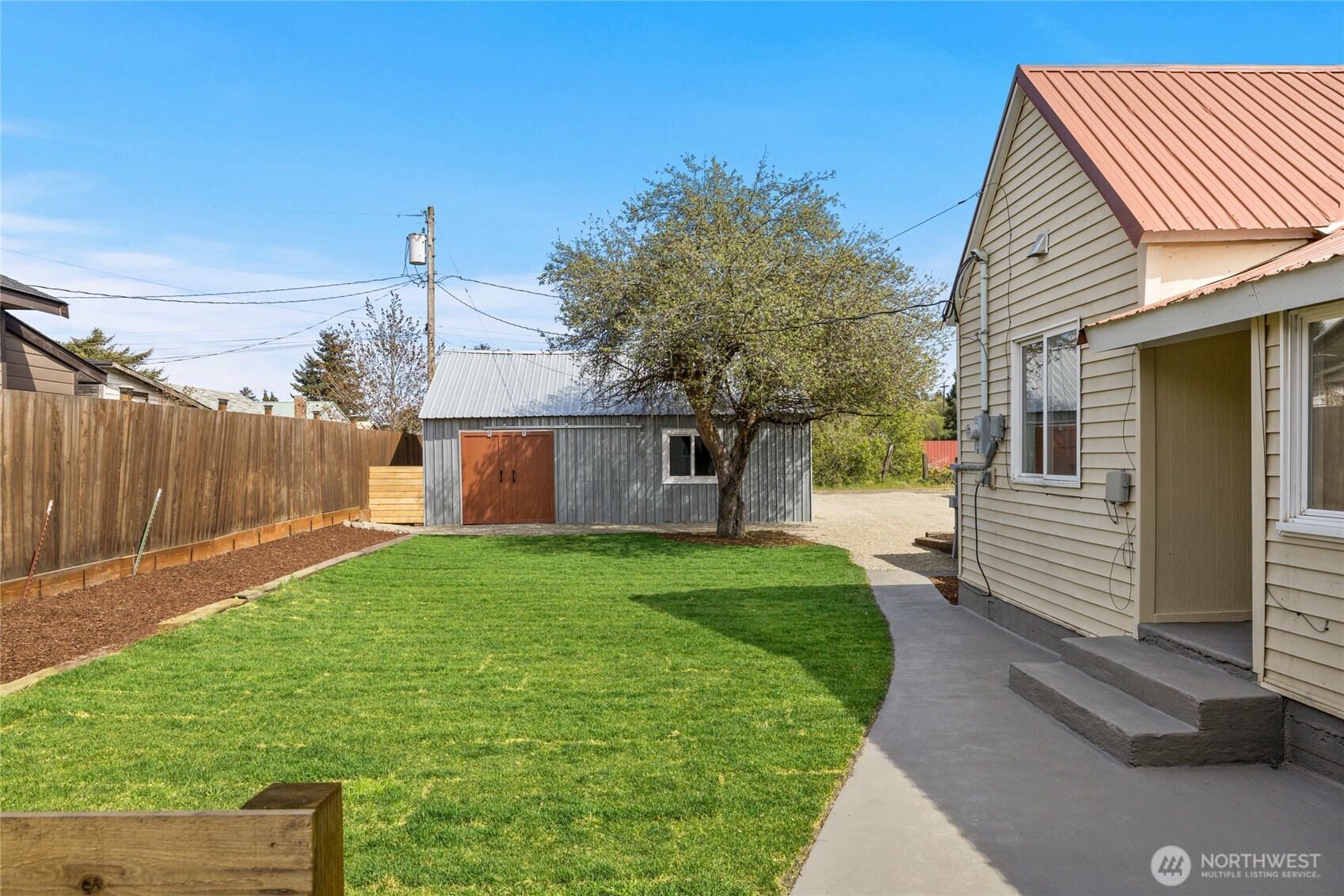 108 Yakima Avenue , Cle Elum, WA 98922
