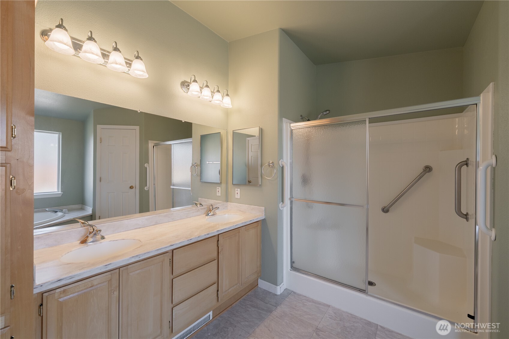 22310 SE 243rd Street #133, Maple Valley, WA 98038
