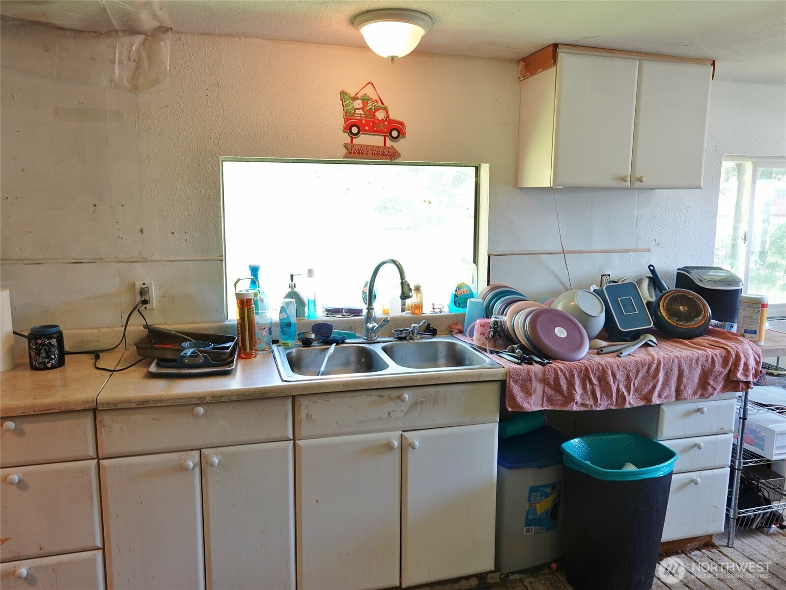 800 Rayonier Avenue , Hoquiam, WA 98550