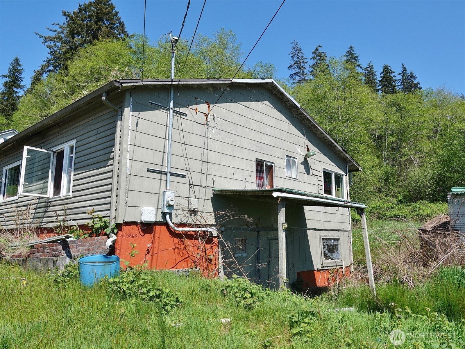 800 Rayonier Avenue , Hoquiam, WA 98550