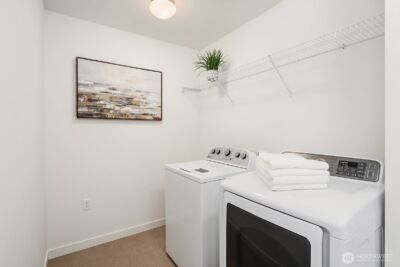 170 107th Court SE, Bellevue, WA 98004 - Photo 24