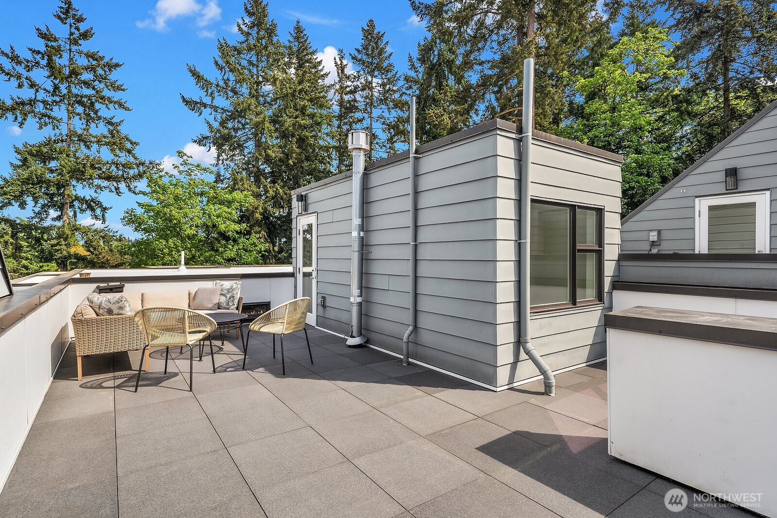 170 107th Court SE, Bellevue, WA 98004