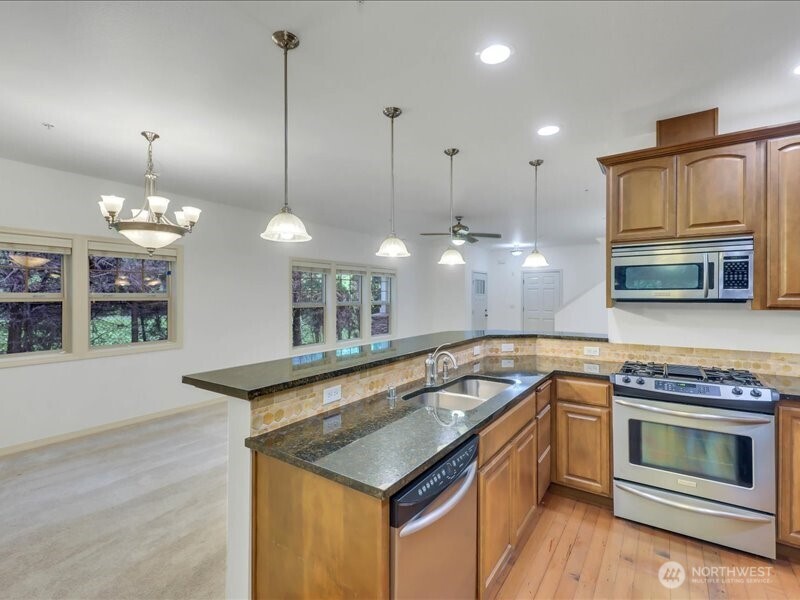 21900 SE 242nd Street #A3, Maple Valley, WA 98038-5834
