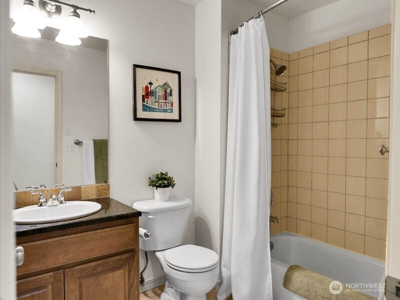 21900 SE 242nd Street #A3, Maple Valley, WA 98038-5834