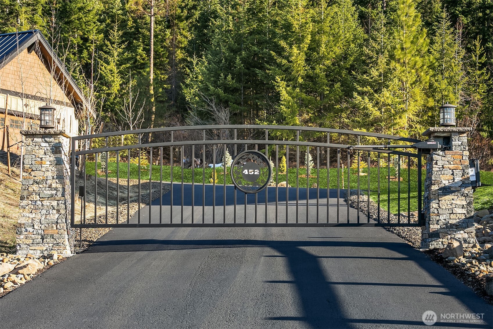 452 Mahonia Drive , Cle Elum, WA 98922-0957
