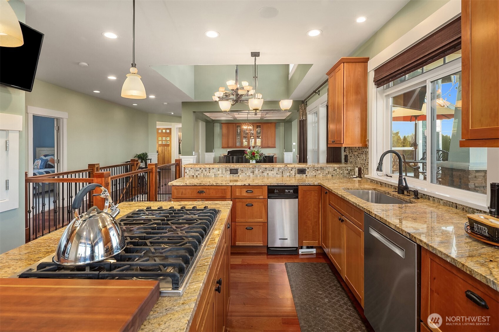 17003 Talbot Road , Edmonds, WA 98026