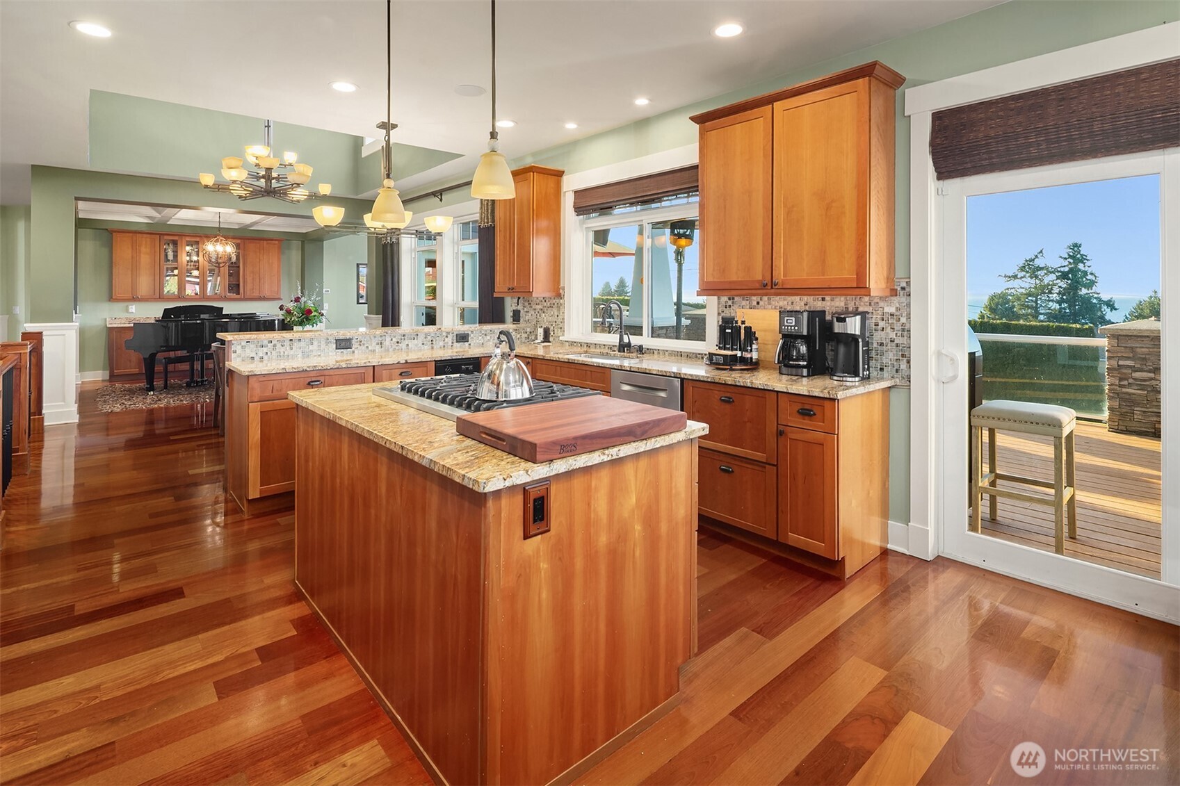 17003 Talbot Road , Edmonds, WA 98026