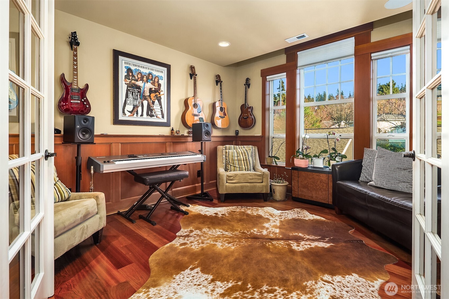 17003 Talbot Road , Edmonds, WA 98026