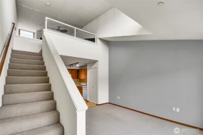 12334 31st Avenue NE #607, Seattle, WA 98125 - Photo 5