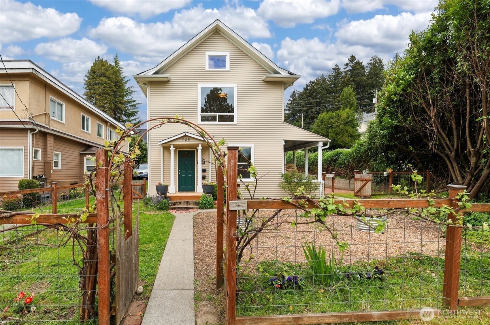 1128 State Avenue NE, Olympia, WA 98506