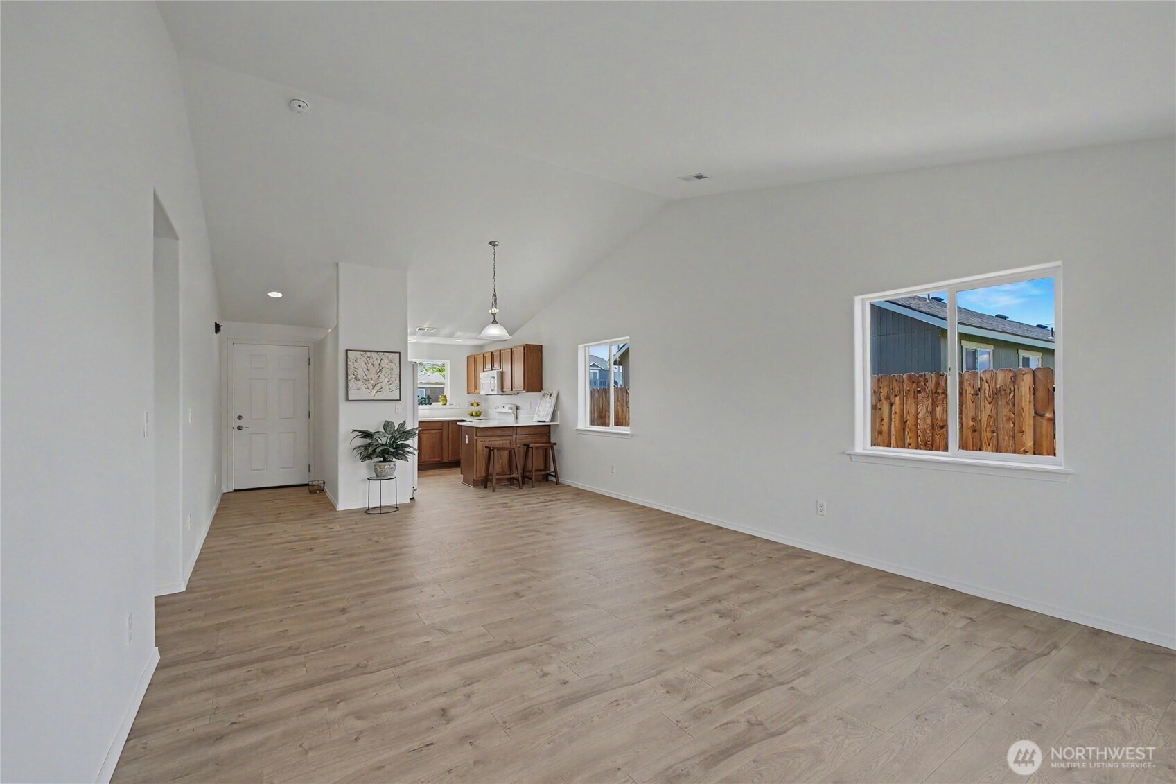 407 S Street SW, Quincy, WA 98848