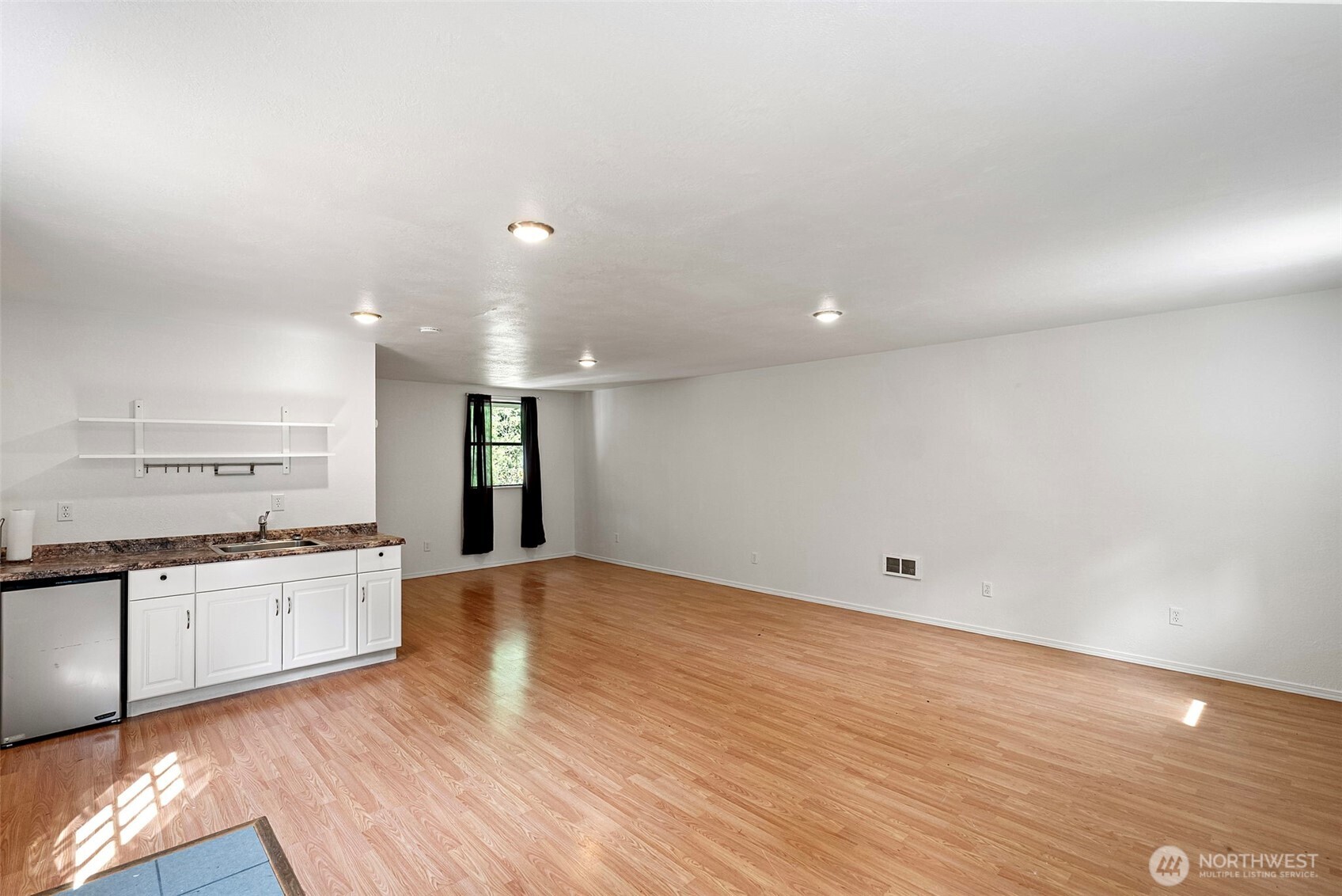 9001 NW Dishman Road , Bremerton, WA 98312