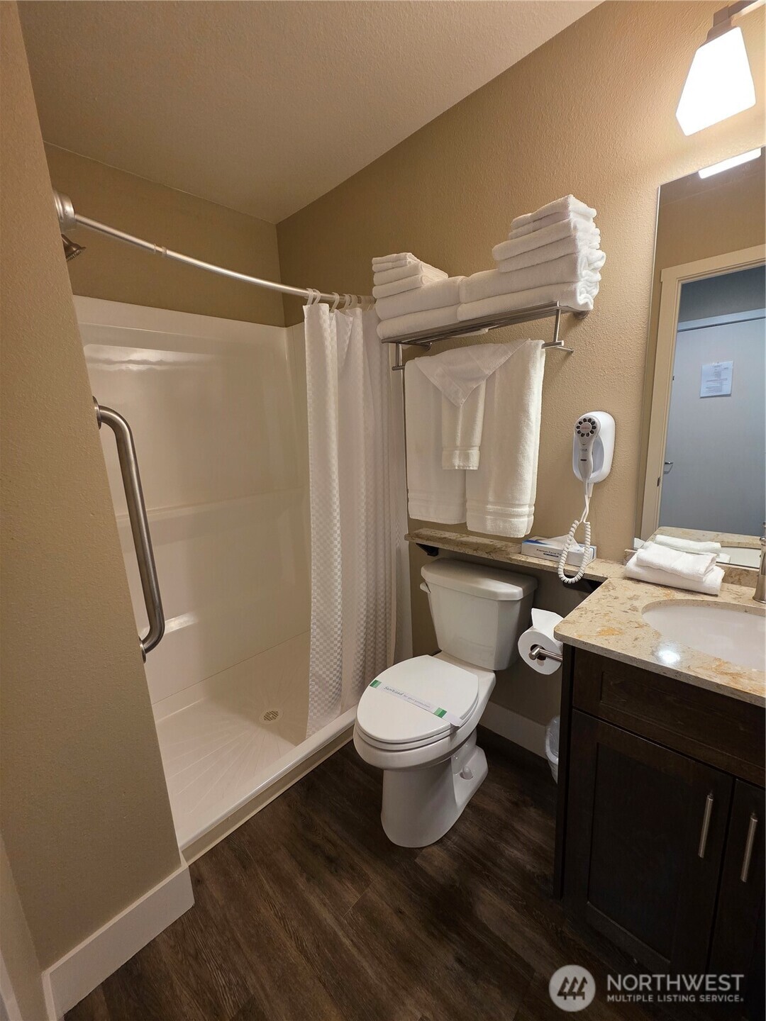 1 Beach 557-E , Manson, WA 98831