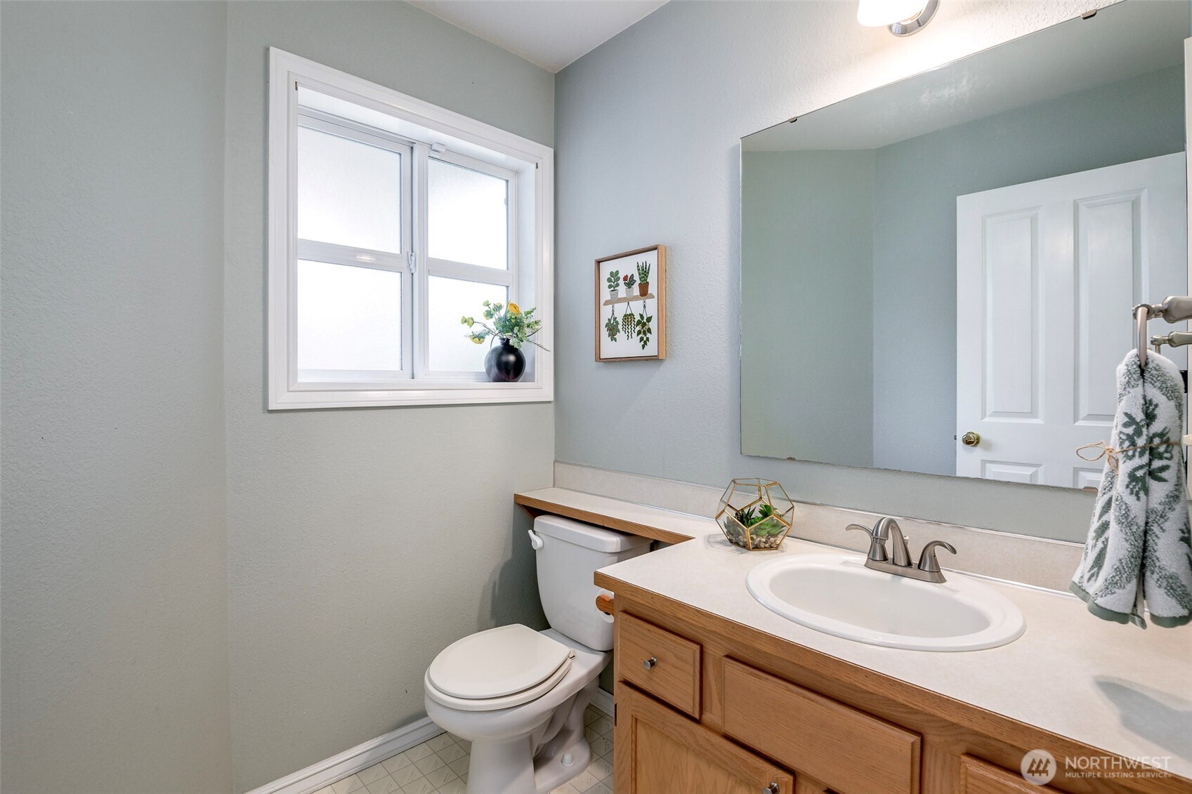 6004 Regents Lane SE, Olympia, WA 98513
