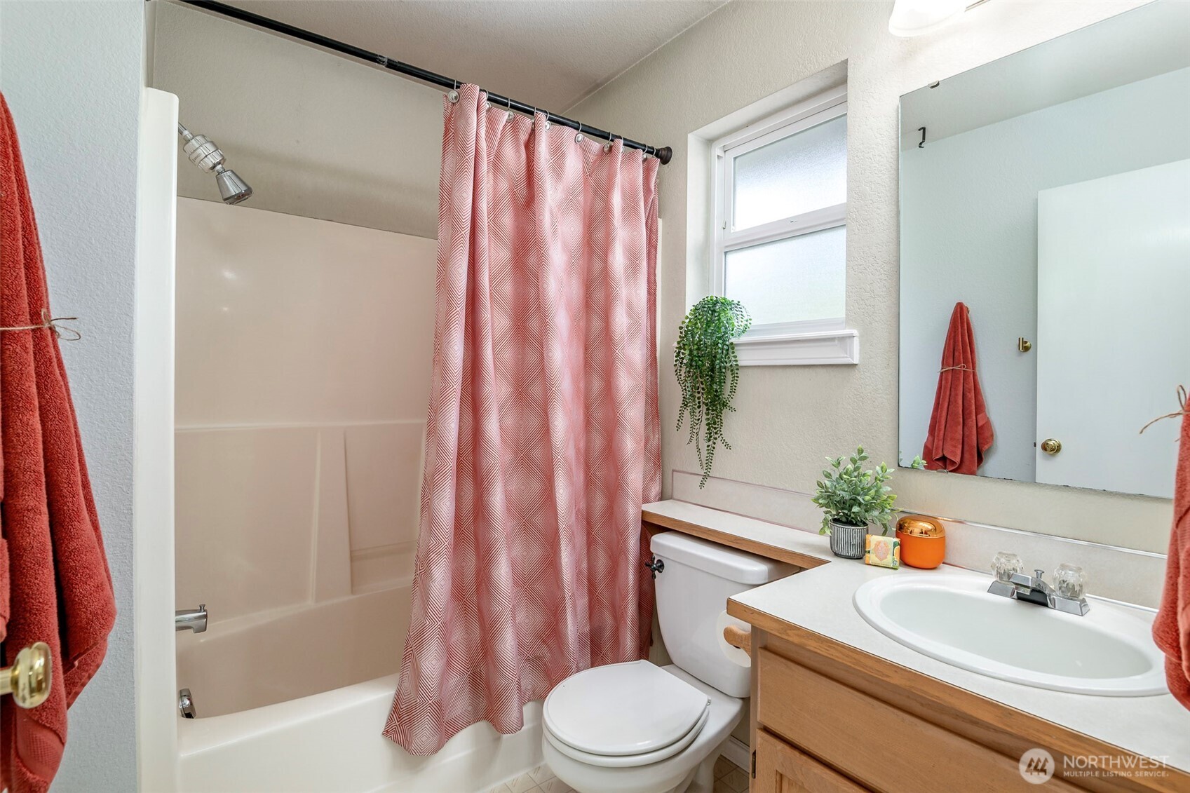 6004 Regents Lane SE, Olympia, WA 98513