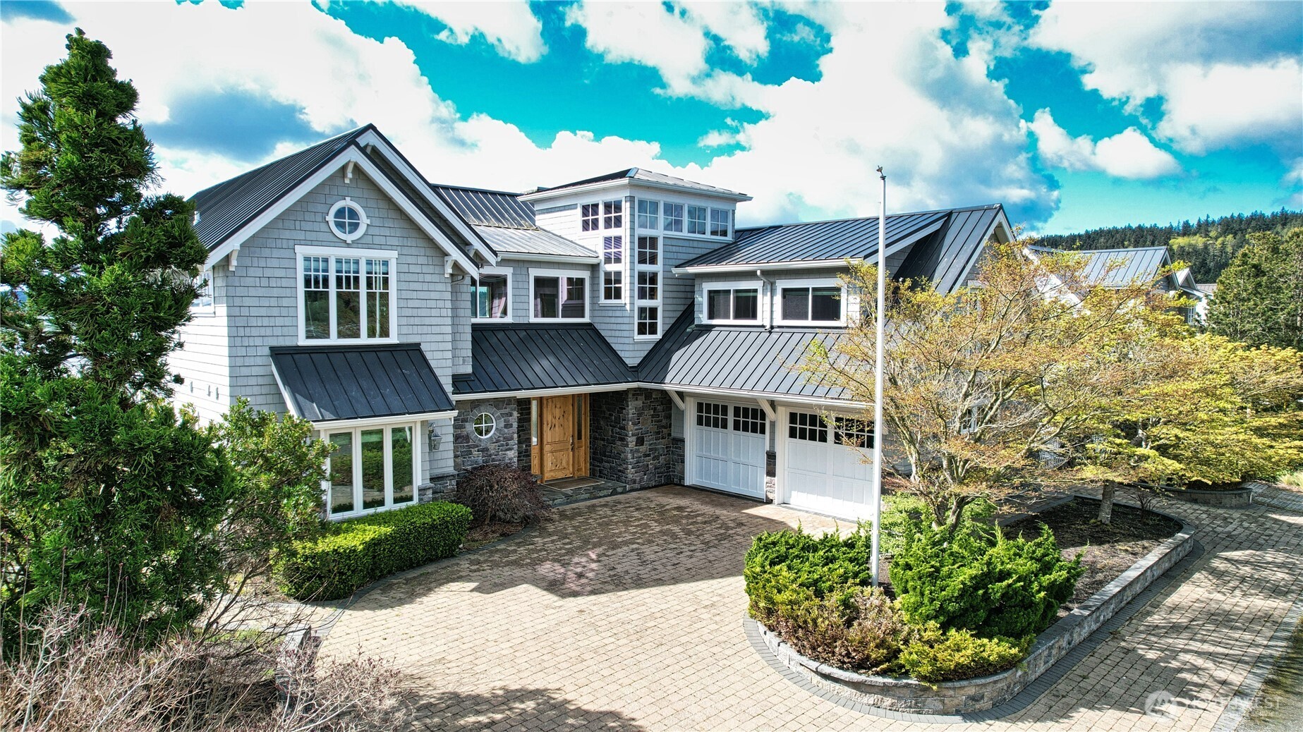 258 Gough Road , Camano Island, WA 98282