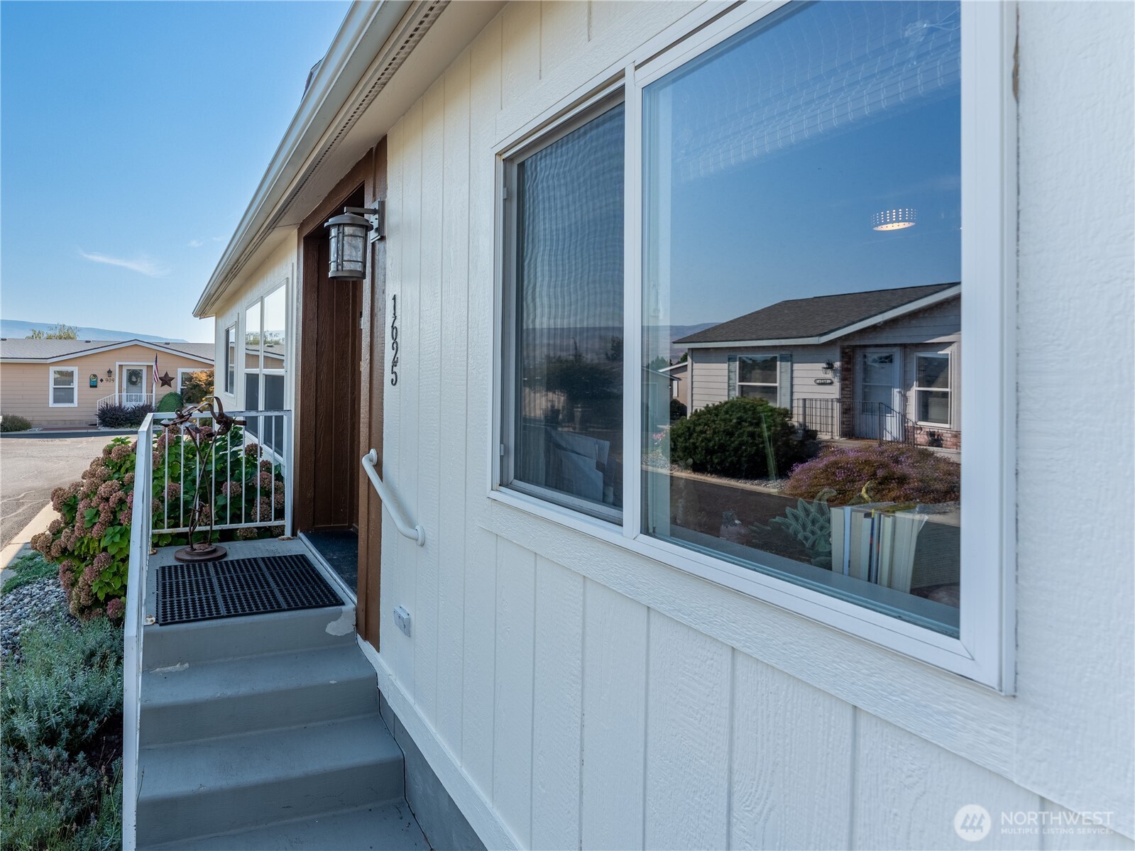 1625 Pleasant Avenue , Wenatchee, WA 98801