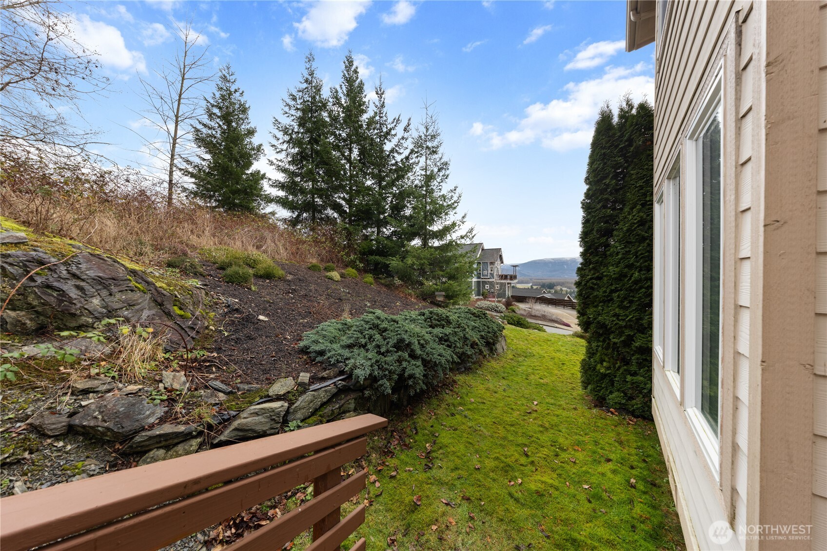 865 Burlington Heights Drive , Burlington, WA 98233-1492