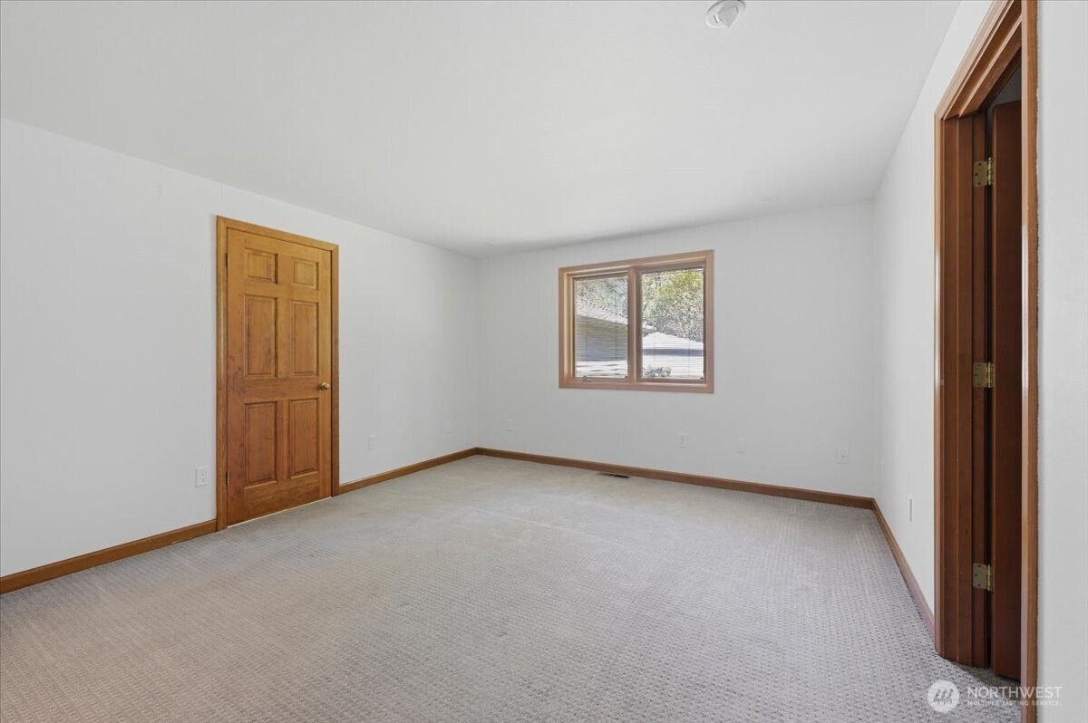 23747 262nd Place SE, Maple Valley, WA 98038