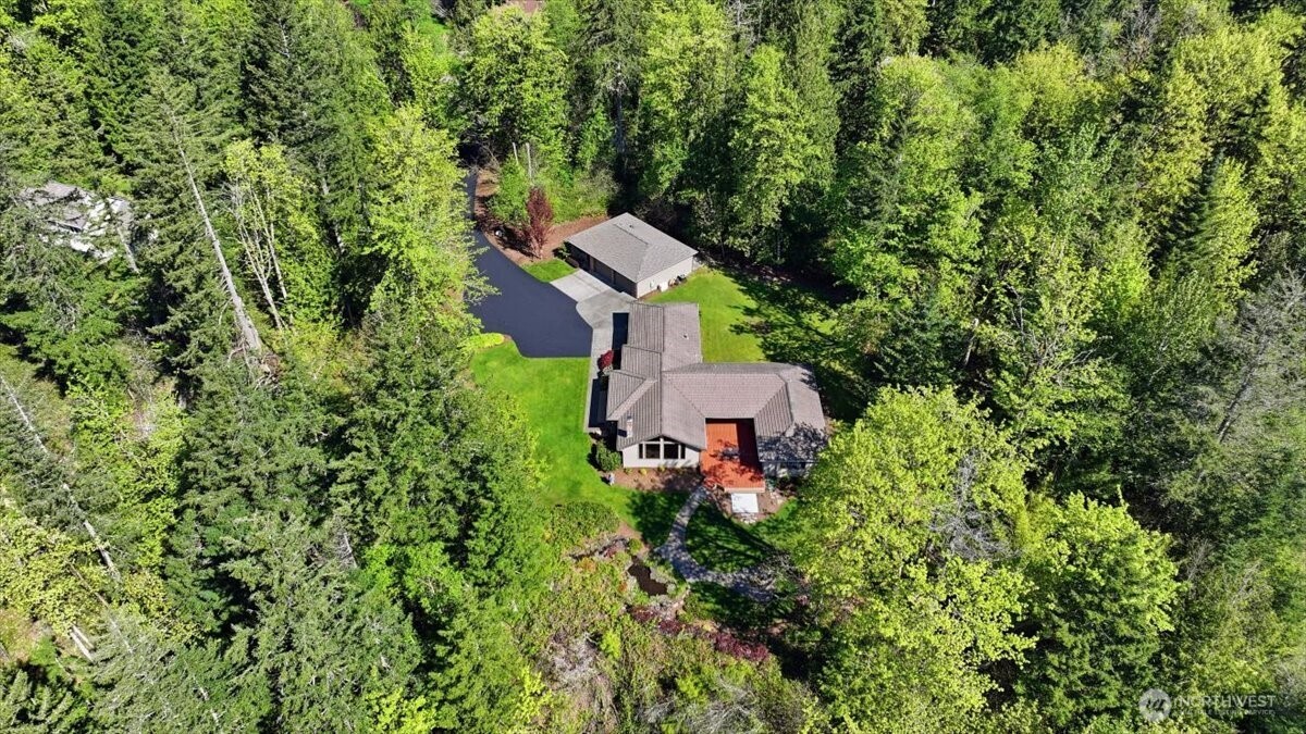 23747 262nd Place SE, Maple Valley, WA 98038
