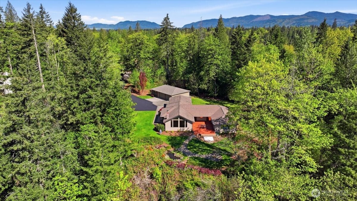 23747 262nd Place SE, Maple Valley, WA 98038