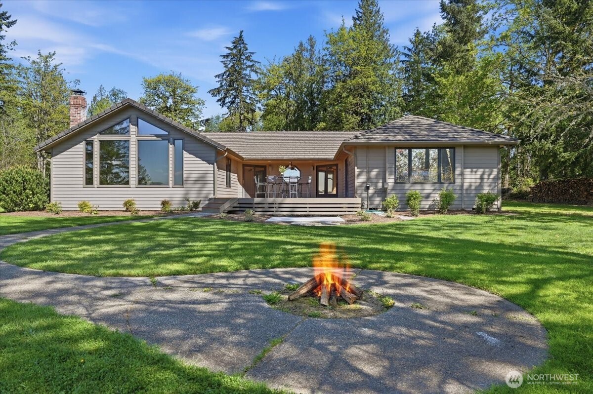 23747 262nd Place SE, Maple Valley, WA 98038