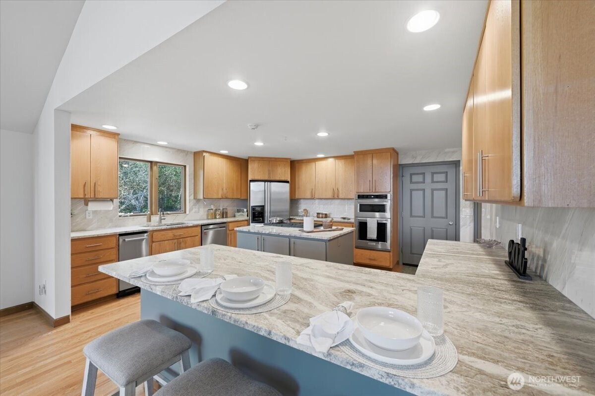 23747 262nd Place SE, Maple Valley, WA 98038