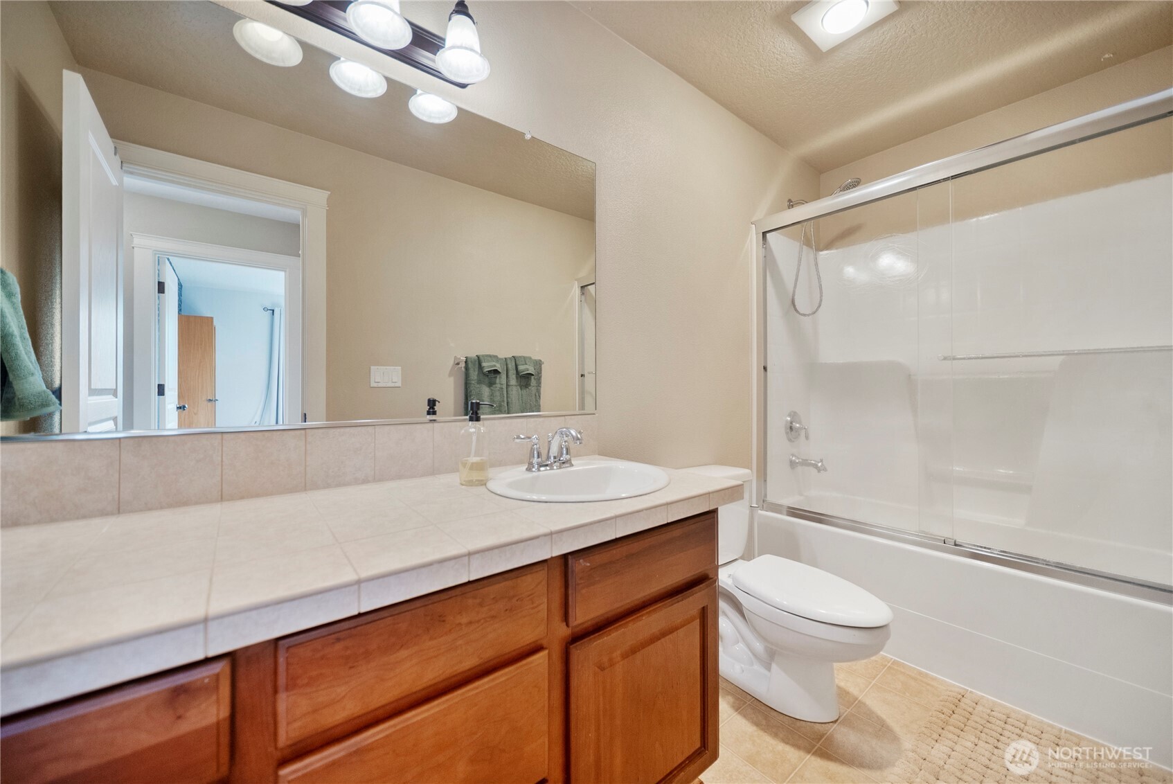 15422 NE 102nd St , Vancouver, WA 98682