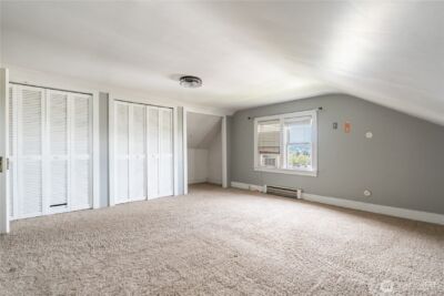 400 Cedar Avenue S, Renton, WA 98057 - Photo 17