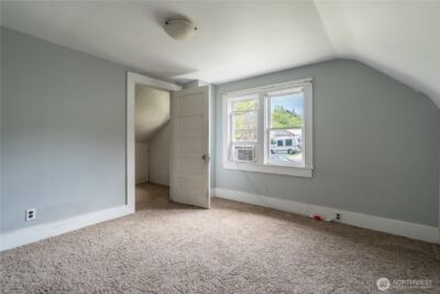 400 Cedar Avenue S, Renton, WA 98057 - Photo 22