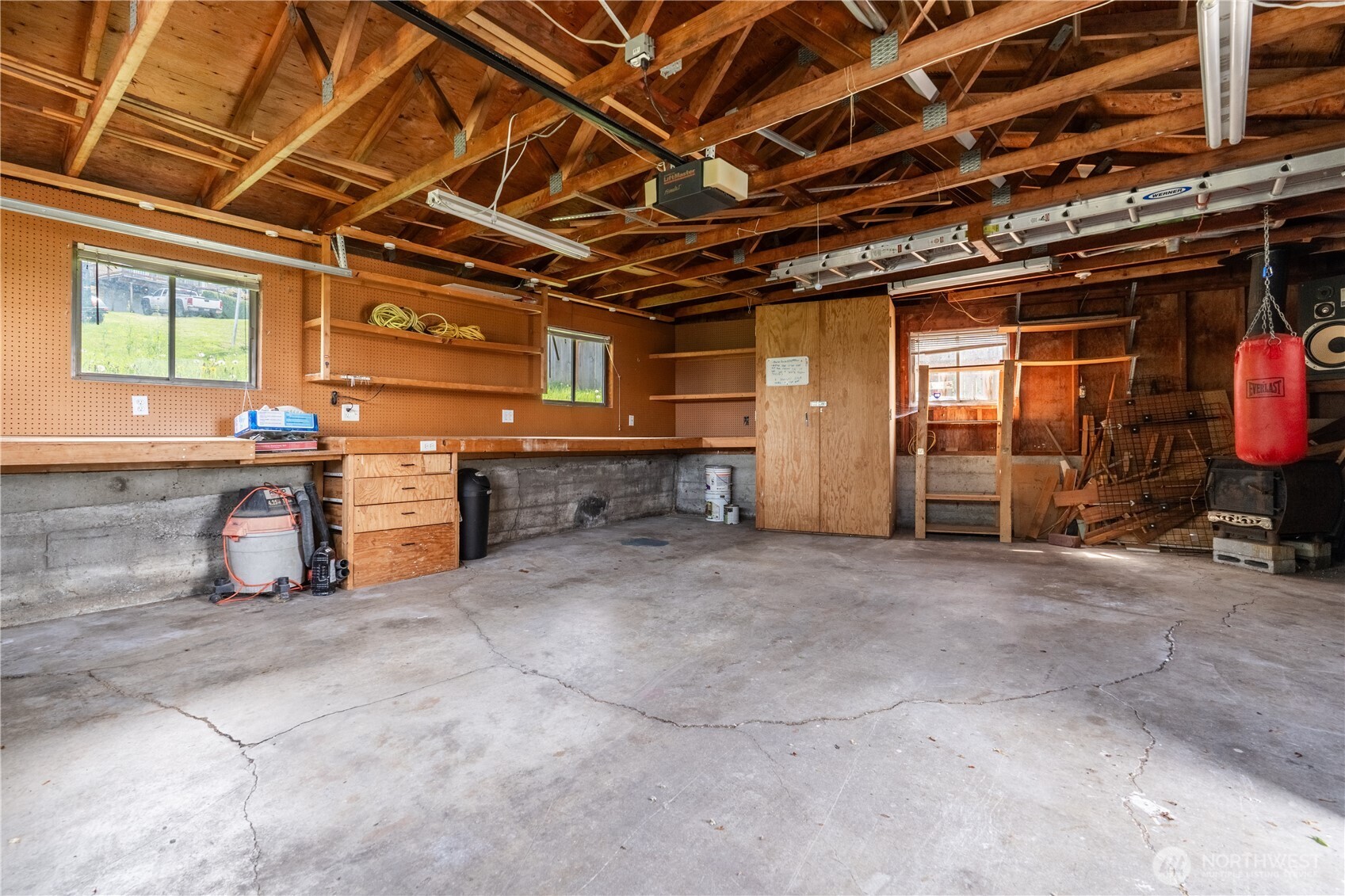 400 Cedar Avenue S, Renton, WA 98057