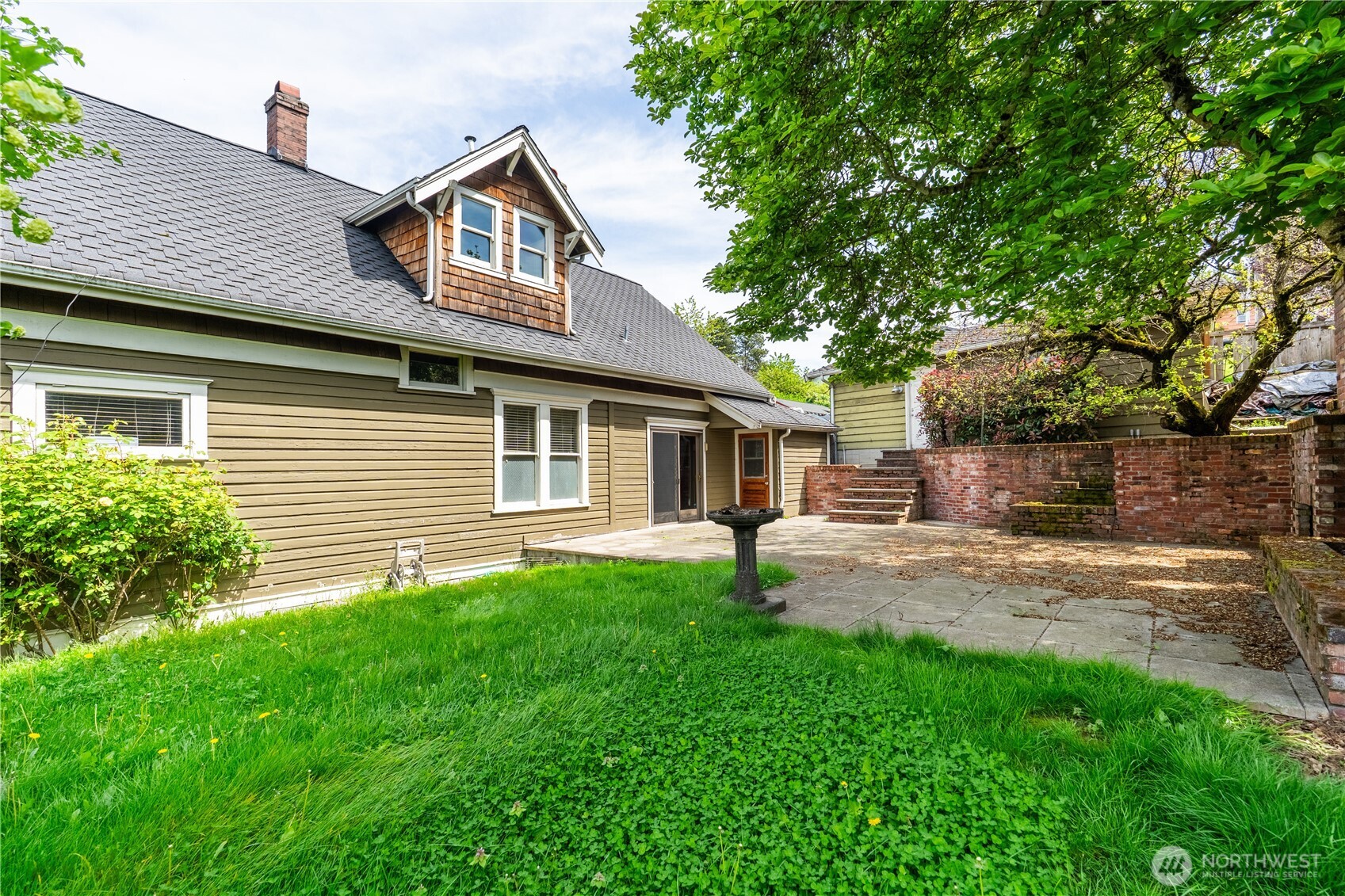 400 Cedar Avenue S, Renton, WA 98057