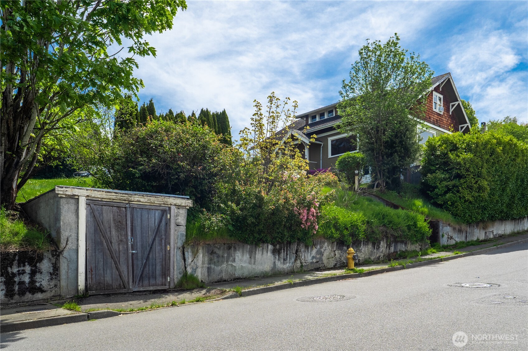 400 Cedar Avenue S, Renton, WA 98057