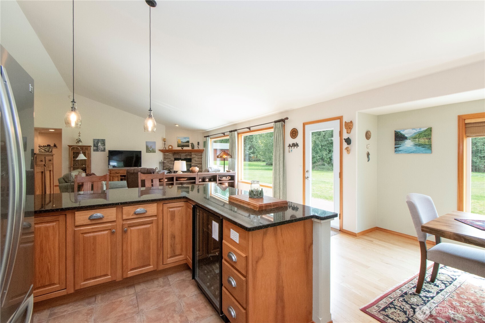 1082 Ripplebrook Drive , Port Angeles, WA 98362