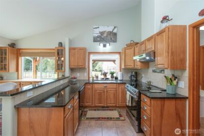 1082 Ripplebrook Drive , Port Angeles, WA 98362 - Photo 13