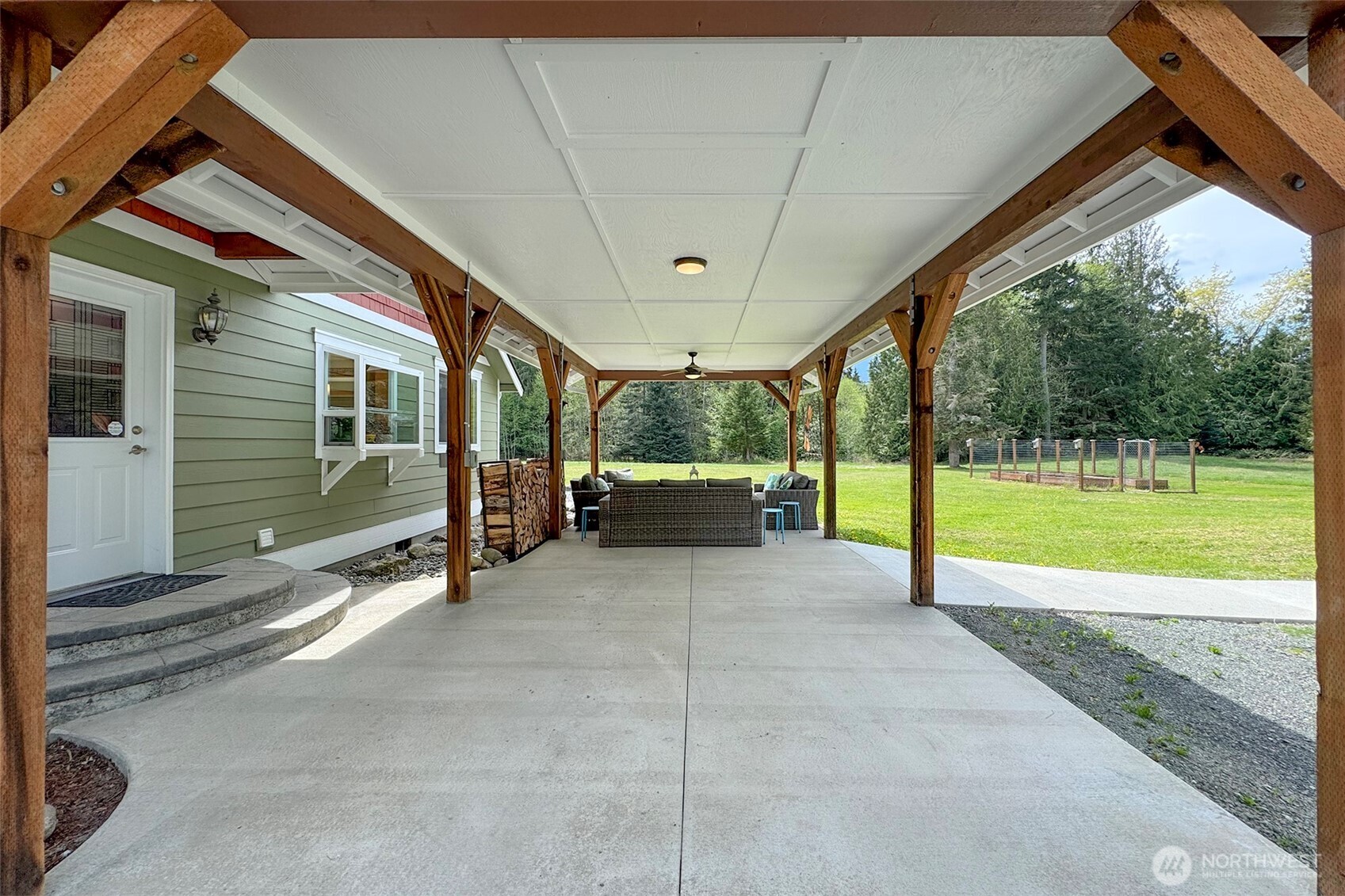 1082 Ripplebrook Drive , Port Angeles, WA 98362
