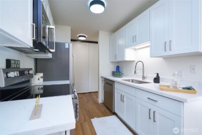13229 Linden Avenue N #403B, Seattle, WA 98133 - Photo 19