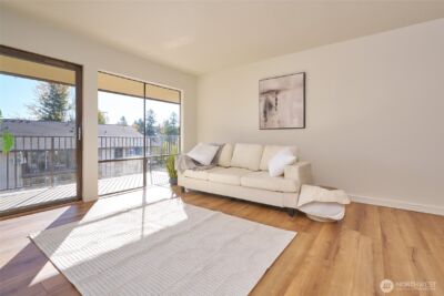 13229 Linden Avenue N #403B, Seattle, WA 98133 - Photo 31