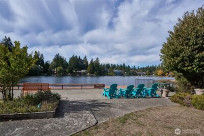 13229 Linden Avenue N #403B, Seattle, WA 98133 - Photo 4