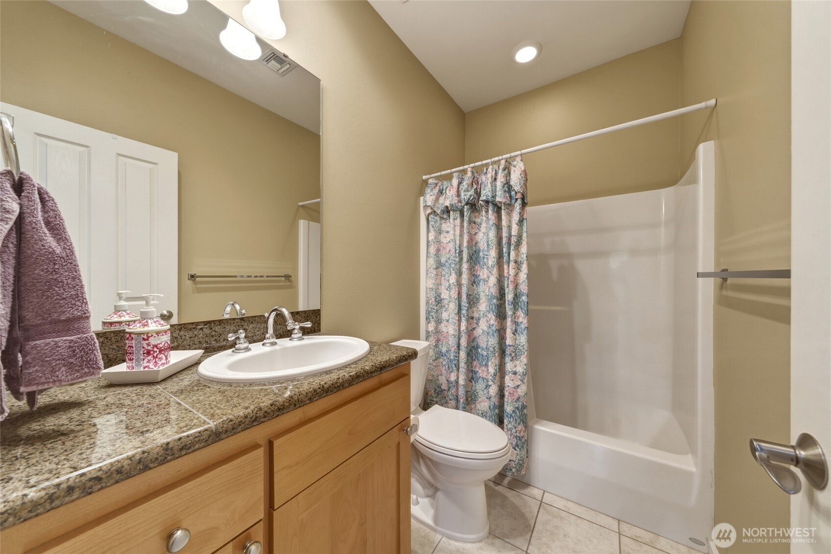 970 SE Creekside Drive , College Place, WA 99324