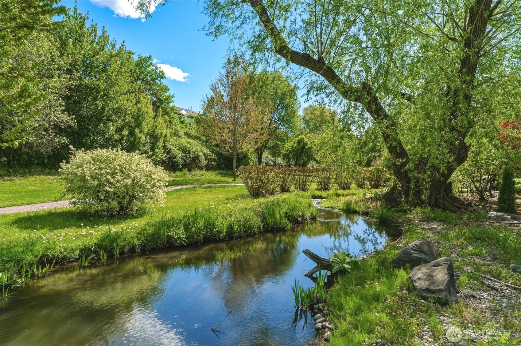 970 SE Creekside Drive , College Place, WA 99324