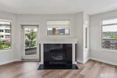 900 Aurora Ave , Seattle, WA 98109 - Photo 12