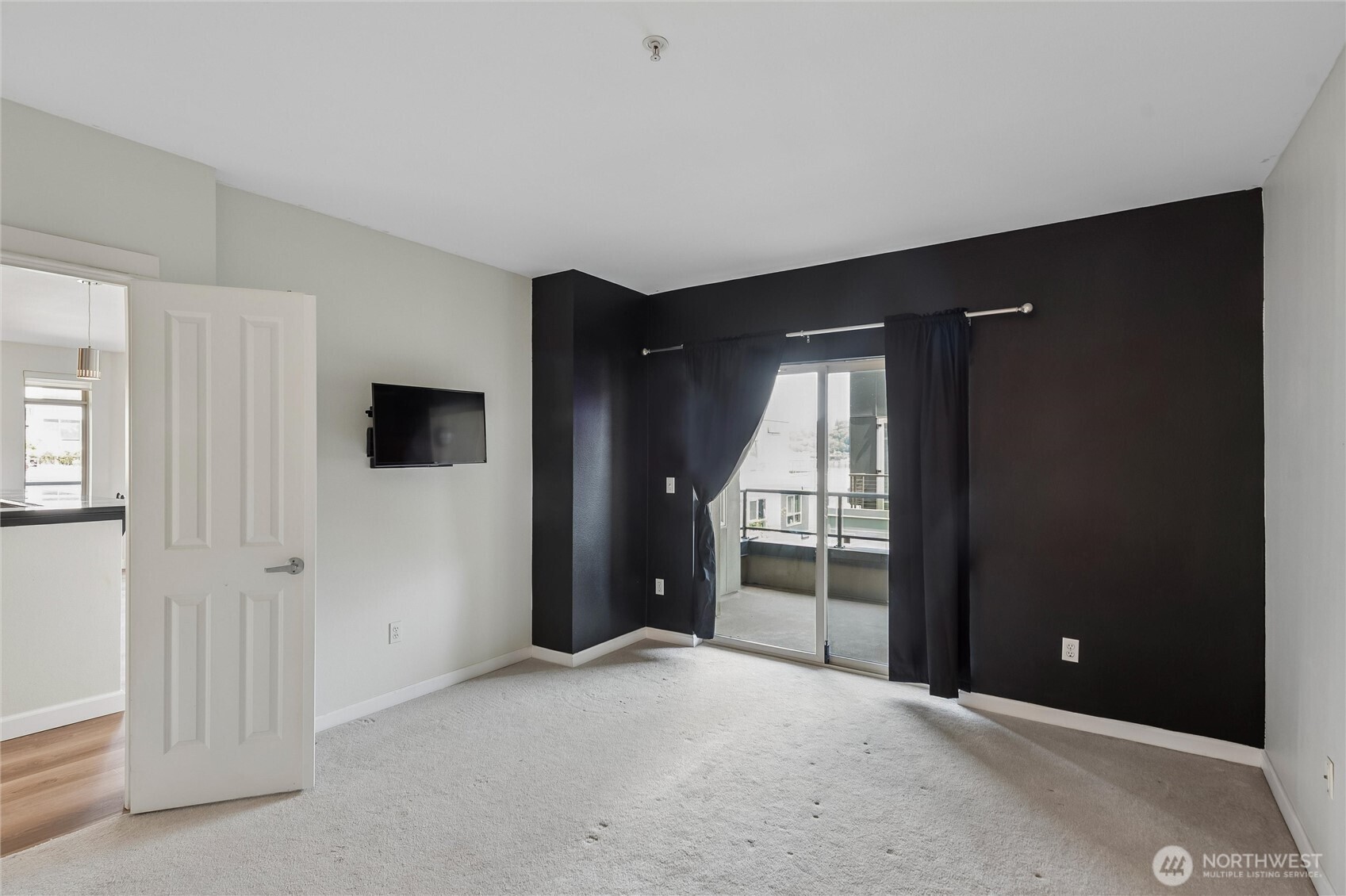 900 Aurora Ave , Seattle, WA 98109