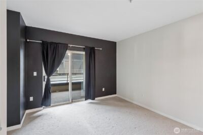 900 Aurora Ave , Seattle, WA 98109 - Photo 14